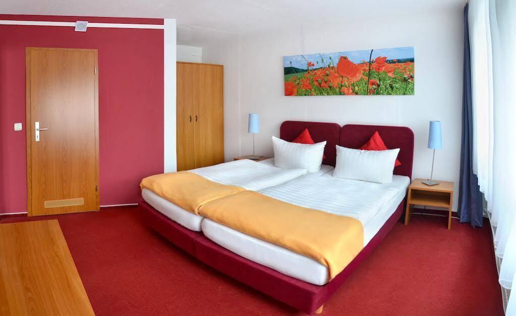 Centra Hotel Шведт  Экстерьер фото